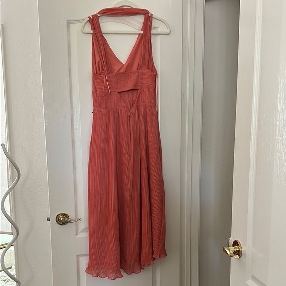 Express Coral color Midi Sundress for Wedding Guest - Picture 2 of 3